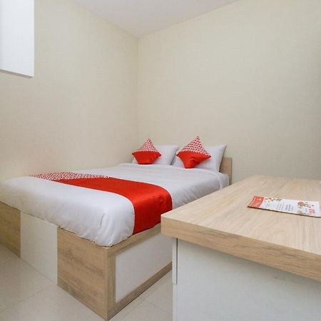 Oyo 1542 Yessy Mansion Ξενοδοχείο Ngabean Εξωτερικό φωτογραφία