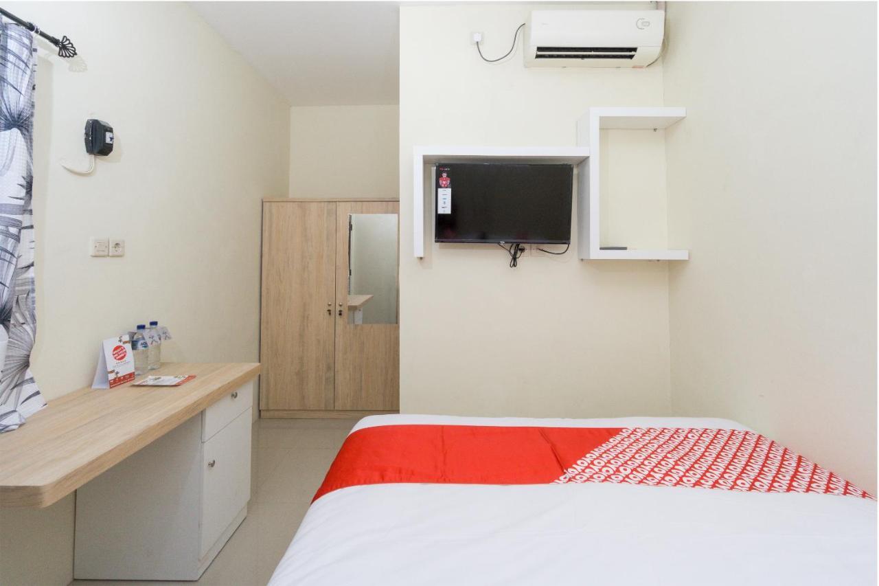 Oyo 1542 Yessy Mansion Ξενοδοχείο Ngabean Εξωτερικό φωτογραφία