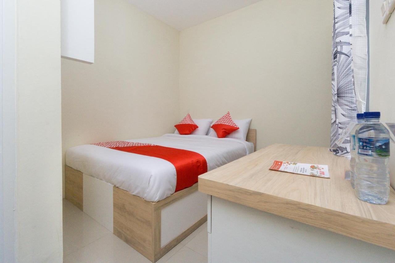 Oyo 1542 Yessy Mansion Ξενοδοχείο Ngabean Εξωτερικό φωτογραφία