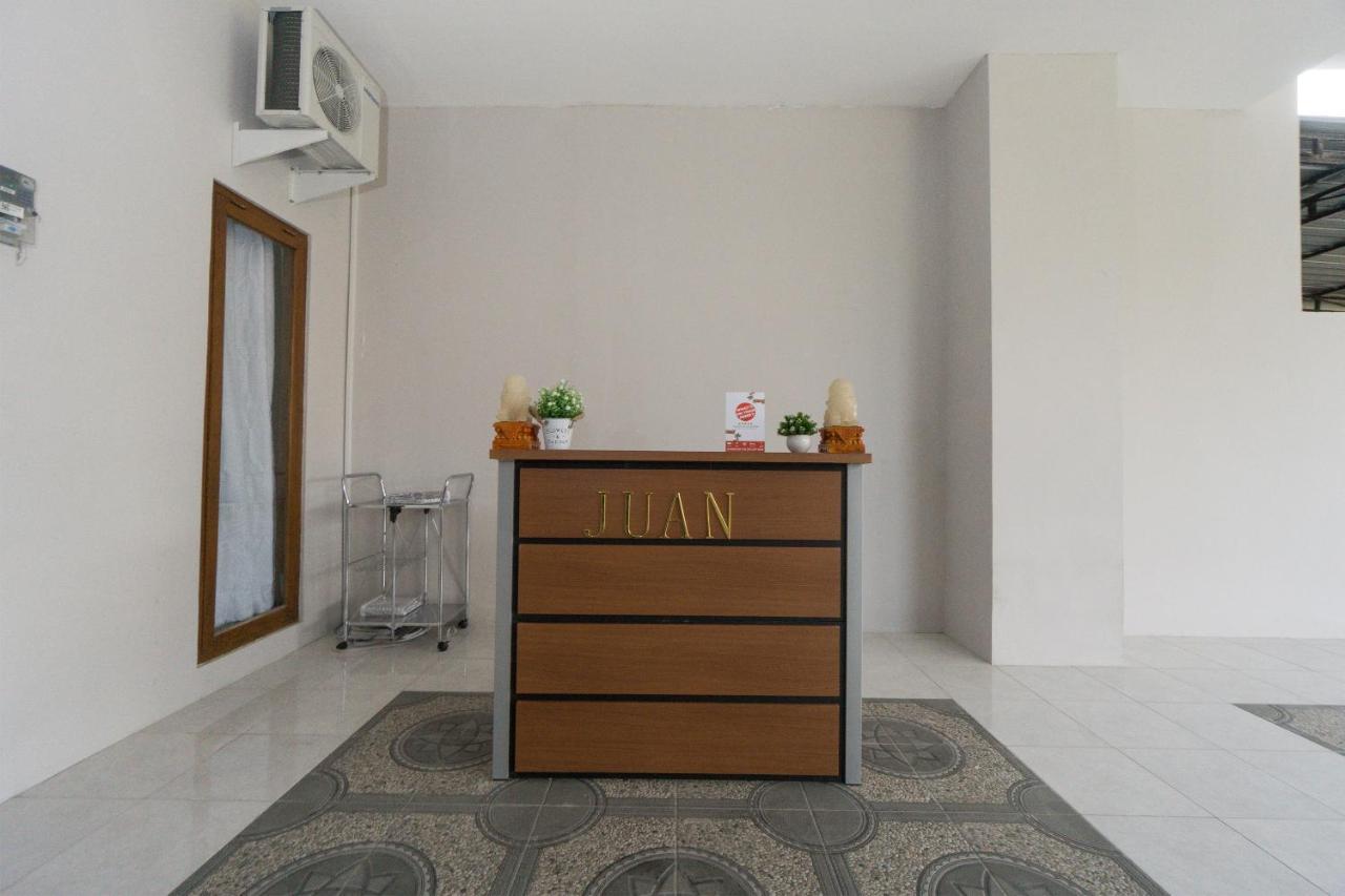 Oyo 1542 Yessy Mansion Ξενοδοχείο Ngabean Εξωτερικό φωτογραφία