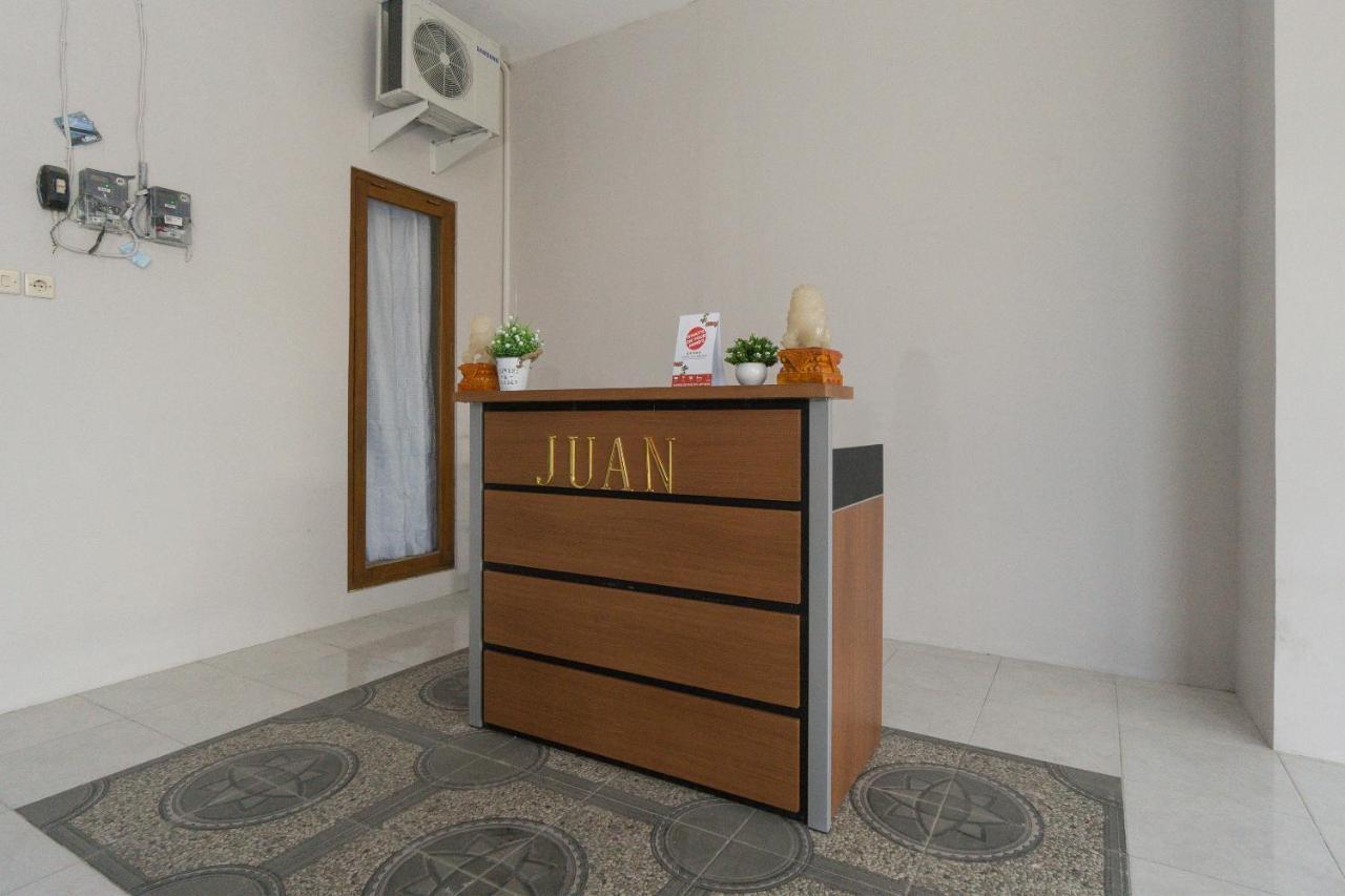 Oyo 1542 Yessy Mansion Ξενοδοχείο Ngabean Εξωτερικό φωτογραφία